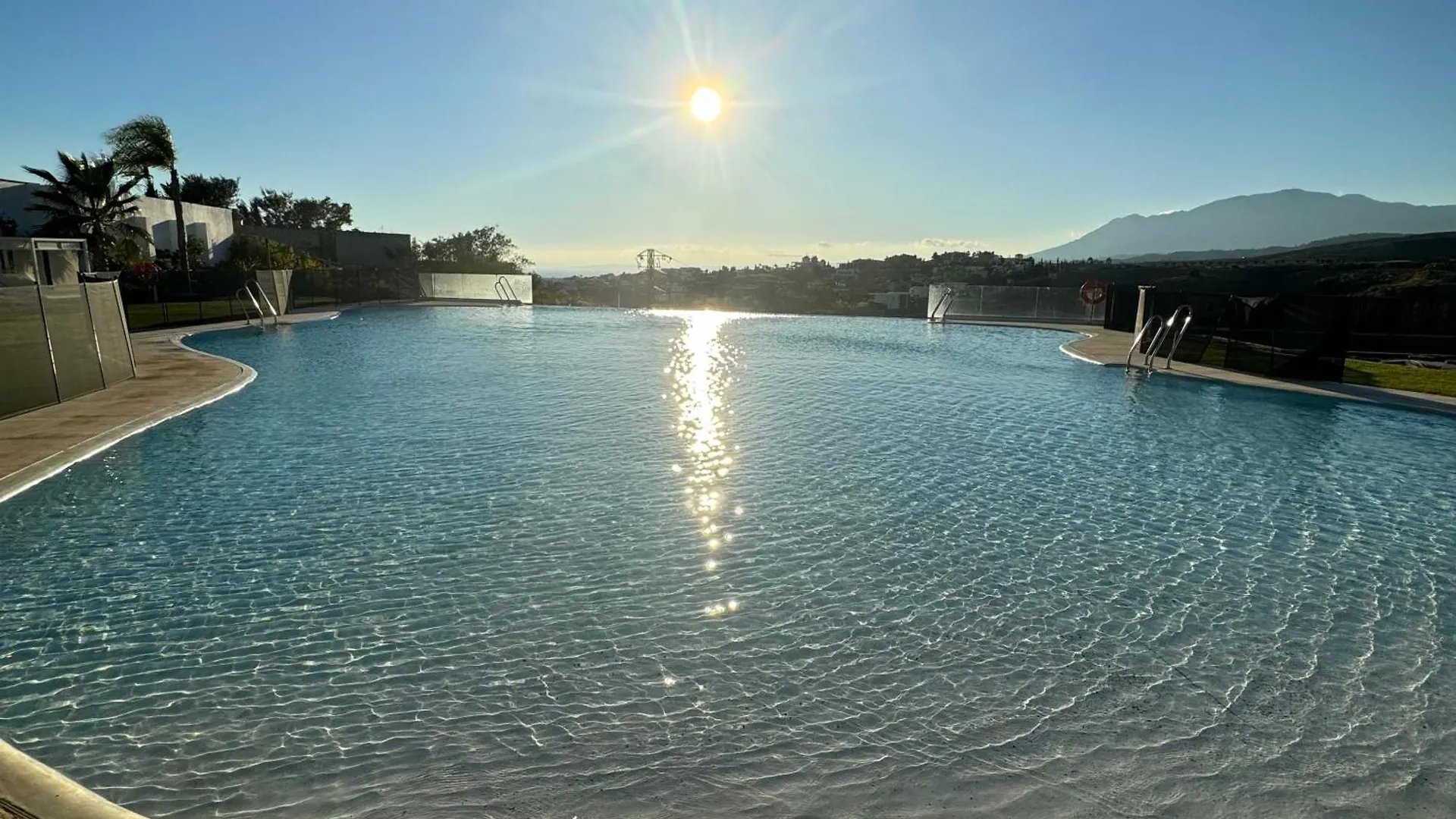 Sublime Appartement Benahavis Estepona 0*,