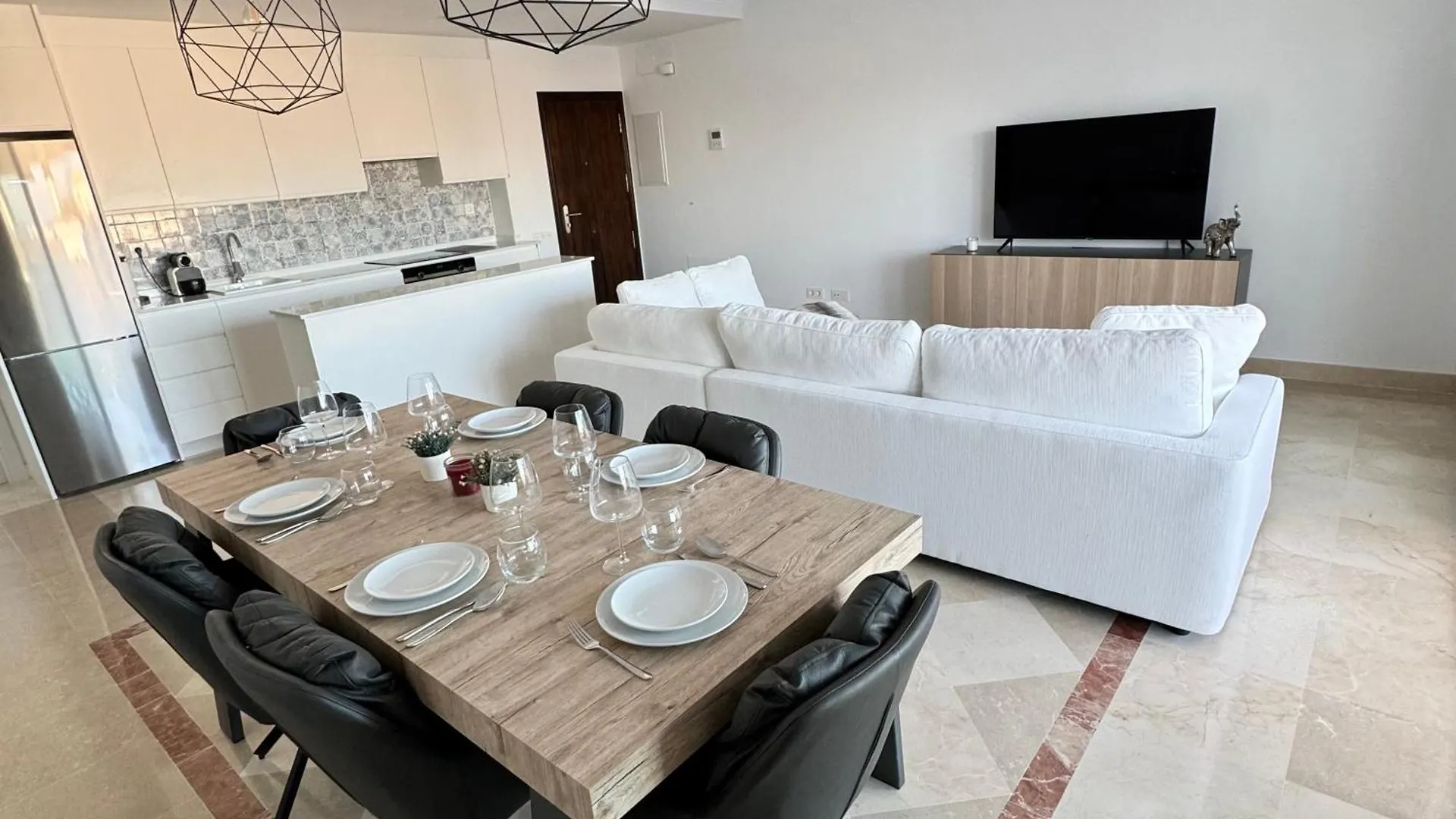 Sublime Appartement Benahavis Estepona 0*,